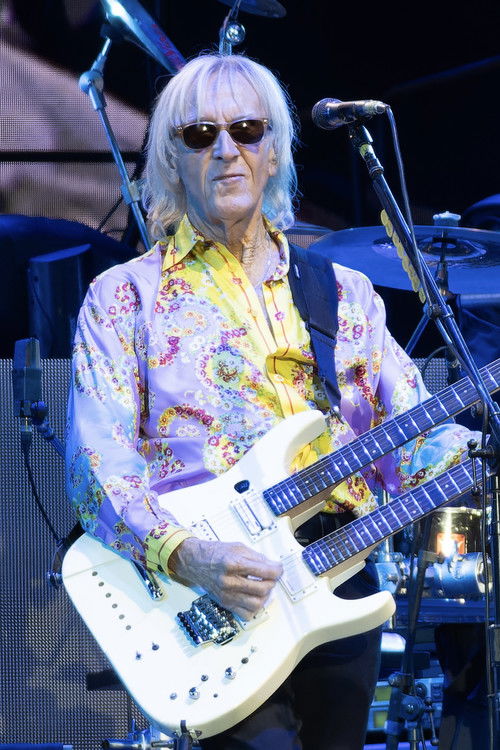 Davey Johnstone profile photo