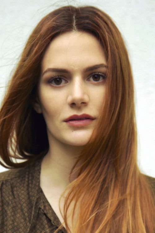 Luna Picoli-Truffaut as Delphine Murat