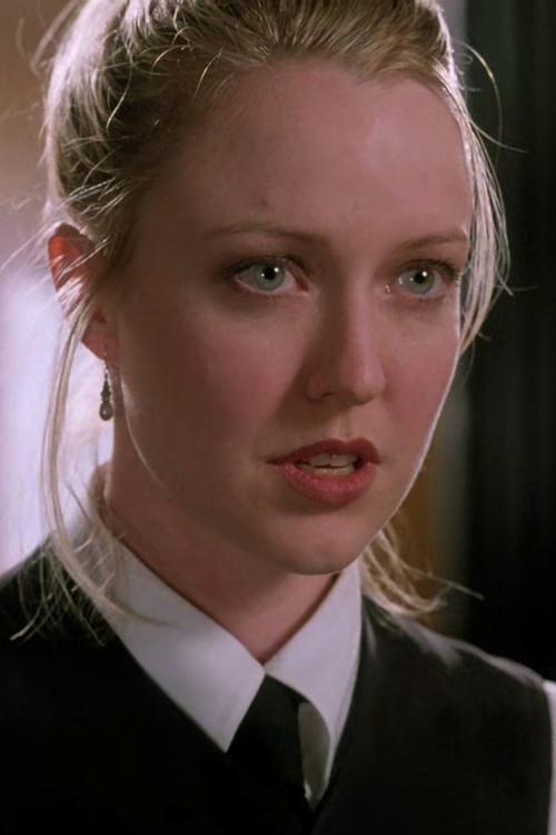 Carolyn Lowery as Andie Hunt