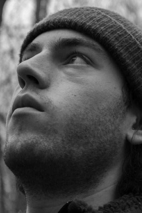 Simon Richards as Toby Henderson