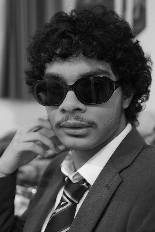 Elyes Senhadji as Sam