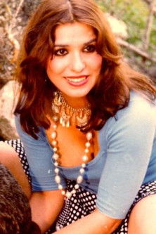 Mastaneh Jazayeri as noor