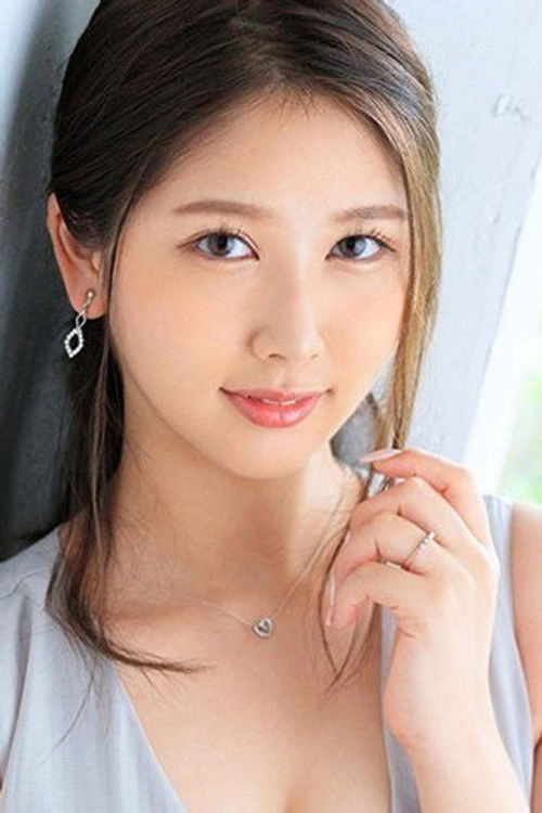 Sana Minase as Sana Minase (esthetician #2)