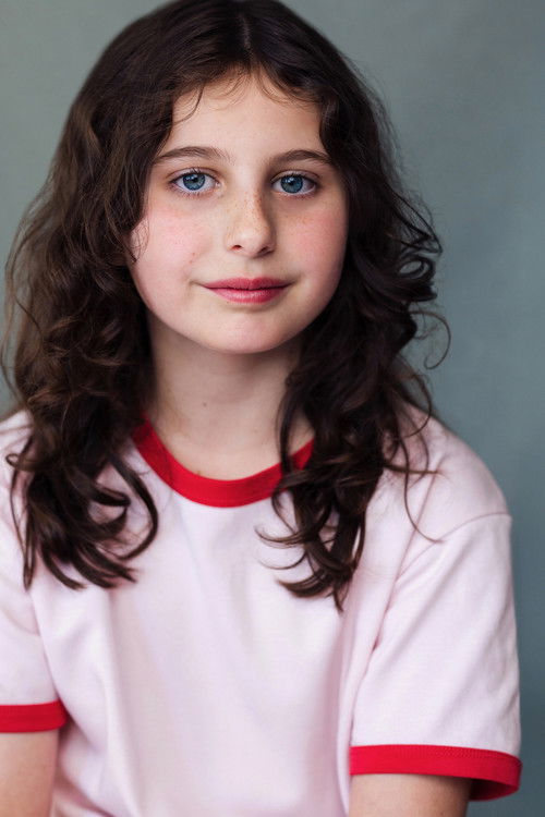 Libby Segal as Molly