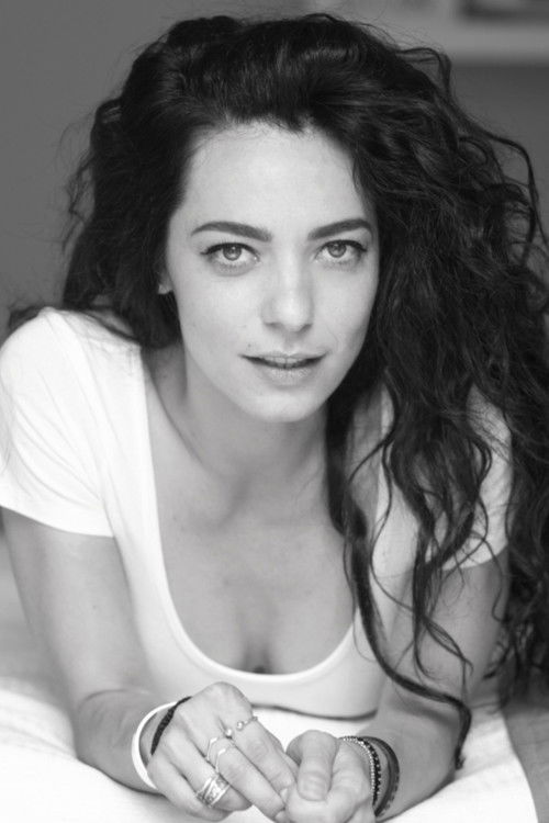 Ughetta D’Onorascenzo as Dong (voice)