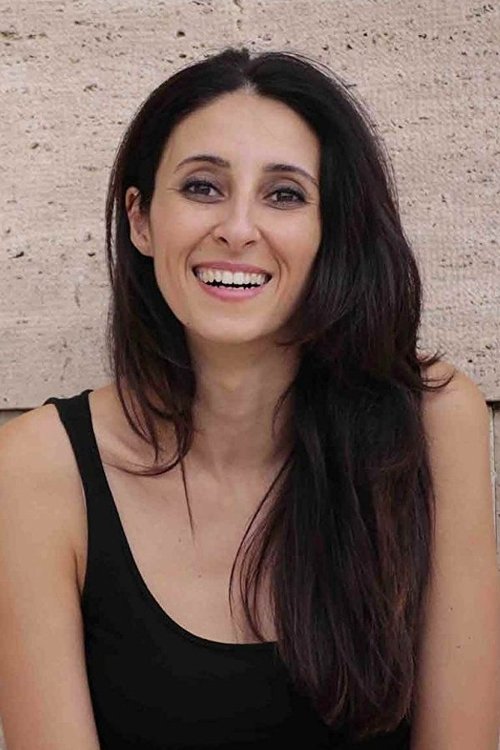 Giada Benedetti as Giulia