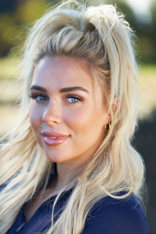 Gabby Allen as Self - Contestant (Team UK)