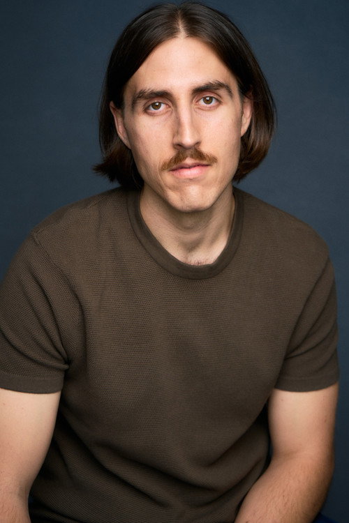 Jesse Montagna as Agent Dixon Butts