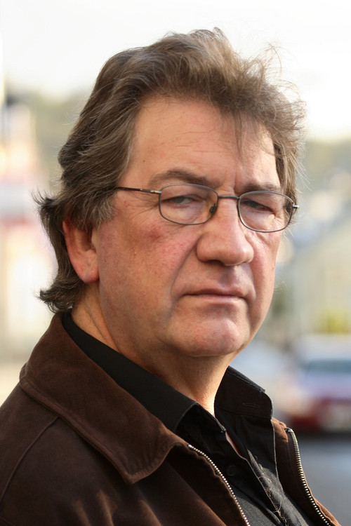 Alan Stanford as Lion (voice)