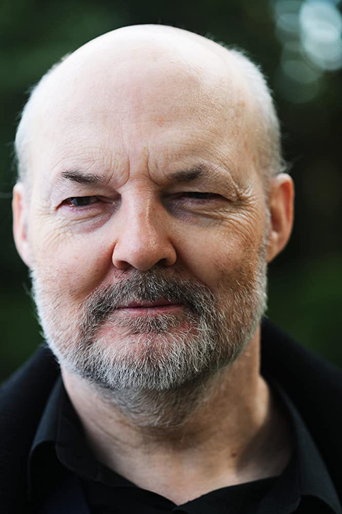 Tony Clarkin as Aiken V / O 2