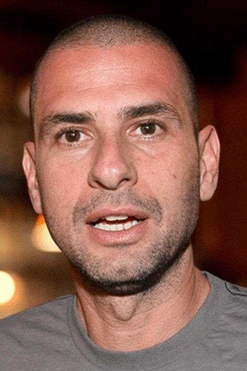 Eyal Kitzis as אייל קיציס