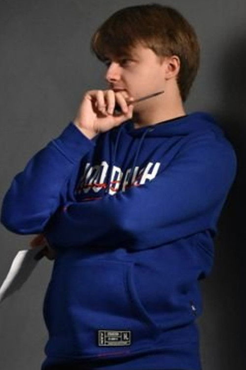 Addison Keen as Carl