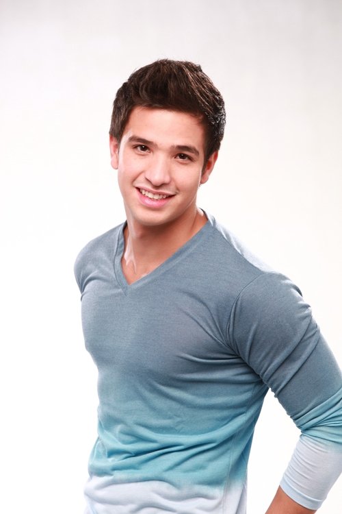 Markki Stroem as John