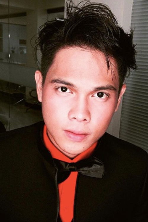 Erwin Buenaventura as Joey