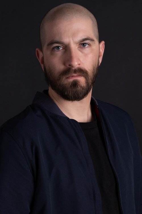 Cristobal Dearie as Fausto