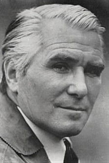 Jiří Zahradníček as Count Boleslaw Barański (singing voice)