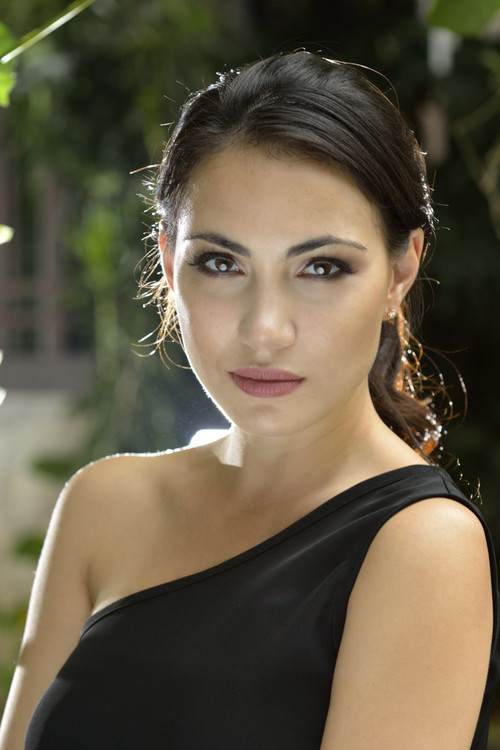 Anne Gautier as Billie