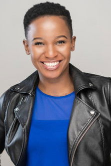 Rumbie Muzofa as Evelyne