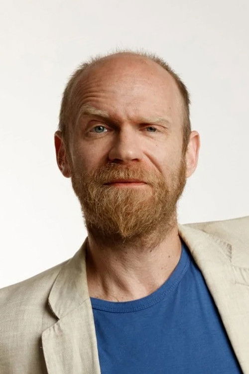 Vladislav Šarišský as Viktor