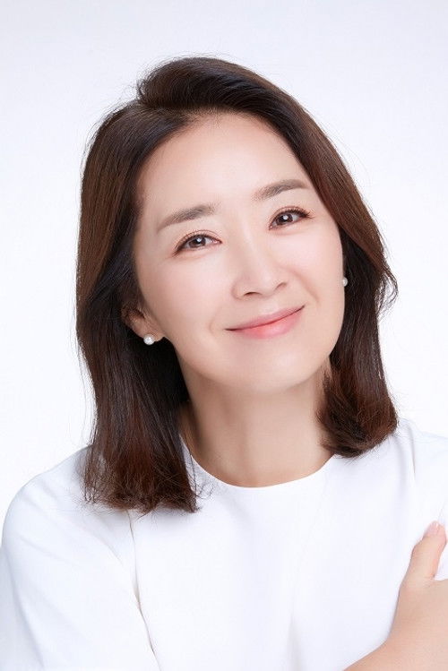 Yun Yoo-sun as Lee Jeong-im