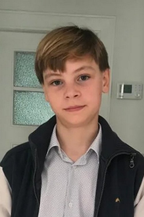 Cecilio Andresen as Lenni