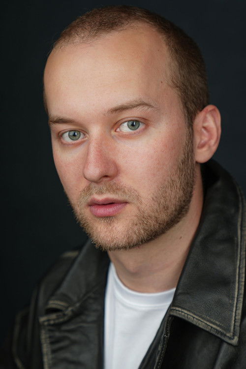 Andry Vildak as Officer Hewitt