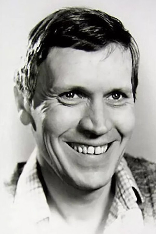 Vladlen Biryukov as Pavel Tikhonov battalion commander, captain