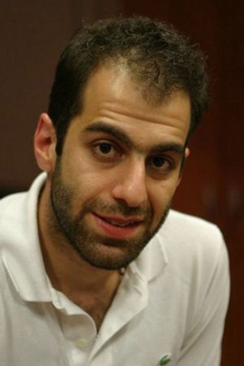 Karen Martirosyan as молодой рабочий