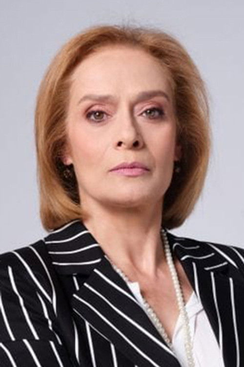 Noni Ioannidou as 