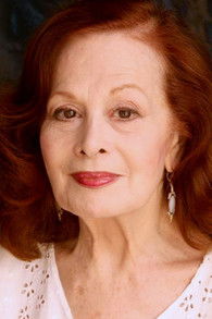 Maria Laborit as Lola (voice)