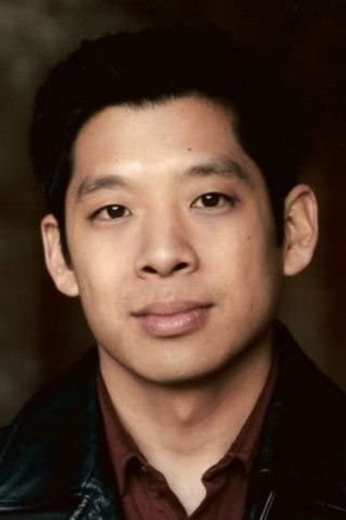 Tana Sarntinoranont as Russell