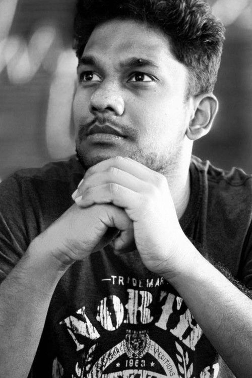 Vignesh Raja as Gautham Rajkumar (Adult)