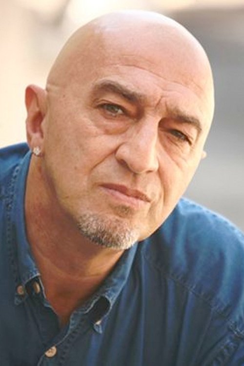 Roland Munter as Young Emmanuel's Father