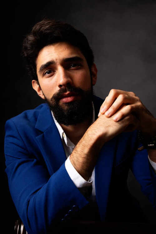 Miguel Gonzalez-Floyd as Shawn