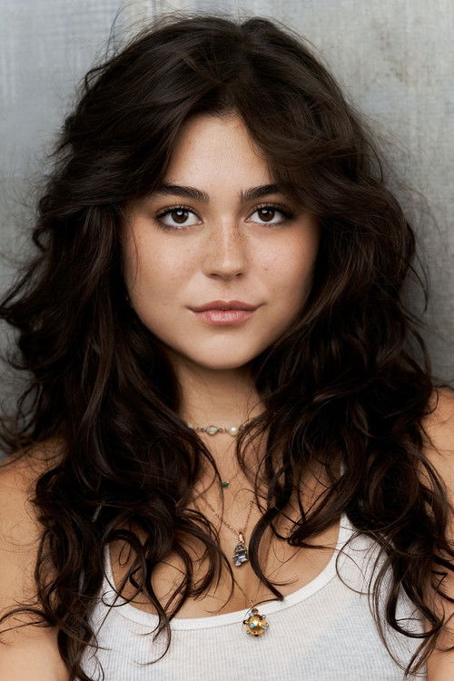 Mika Abdalla as Young Sarah