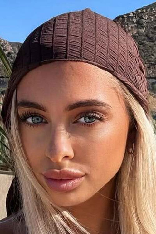 Jenna Desmet as Self