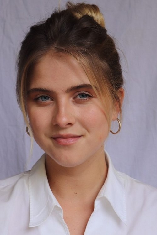 Zandelle Meyer as Chandré