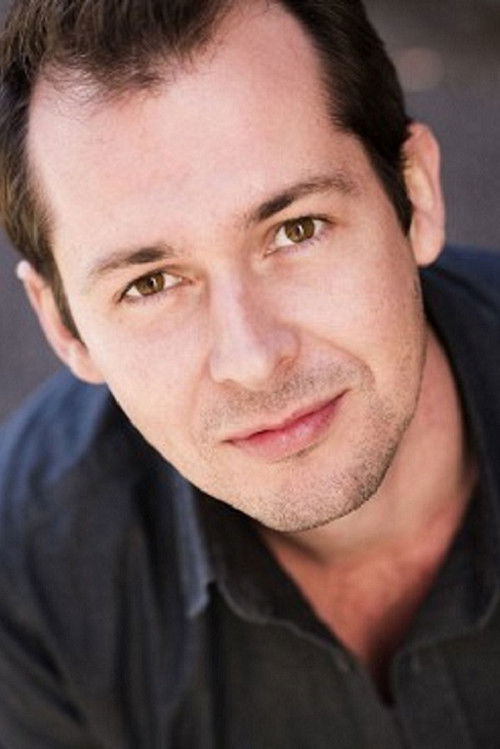 Mike McLeish as Paul Keating