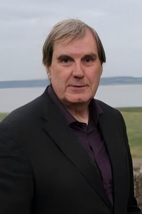 Robert Bartlett as Self