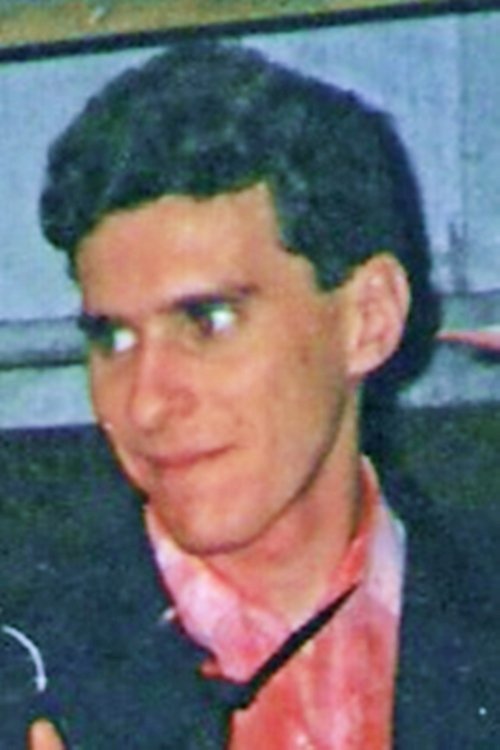 Ivan Pohl as Ele mesmo