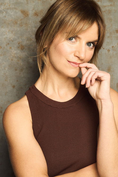 Kaylin Zeren as Cassandra