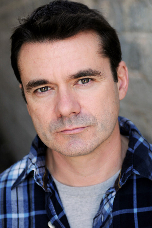 Darrel Guilbeau as Larry Wilson