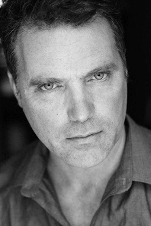 Pádraig Lynch as Morton