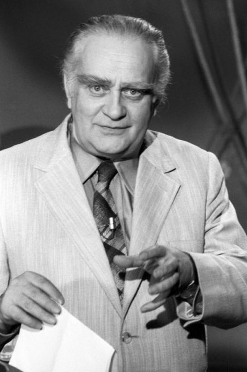 János Körmendi as Francia király (voice)