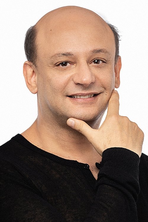 Nilton Bicudo as Laurinho