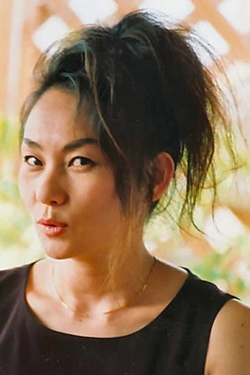 Showko Tsuda as Nina Lutz (voice)