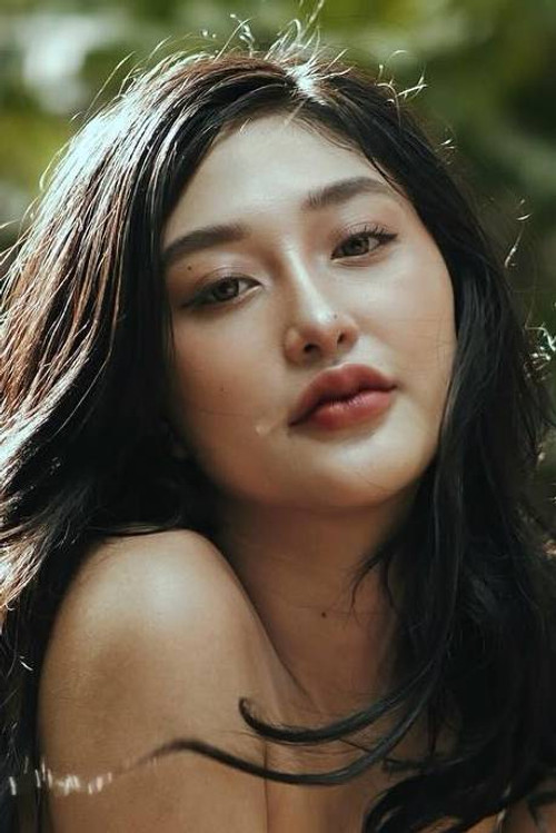 Eunice Santos as Sweetie