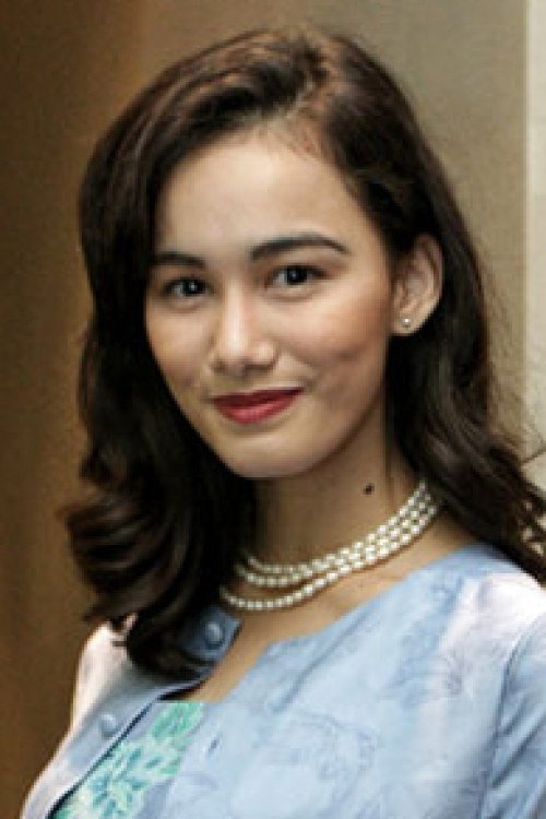 Mentari De Marelle as Annika