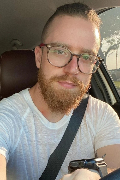 Lucas Feuerschütte as Self