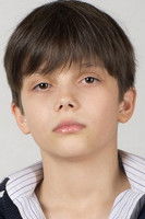 Artyom Kazmin as Лёня